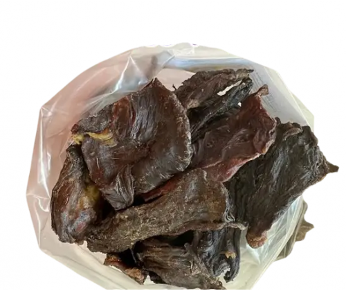 Натуральное лакомство для собак мясо молодого теленка сушеное кусочками 