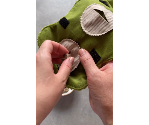 Игрушка для собак горох Happy Peppy (Хэппи Пеппи) с отверстиями для корма 2 горошины Игрушка для собак горох Happy Peppy (Хэппи Пеппи) с отверстиями для корма 2 горошины