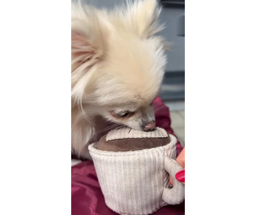 Игрушка для собак чашка кофе Happy Peppy (Хэппи Пеппи) с отверстиями для корма Игрушка для собак чашка кофе Happy Peppy (Хэппи Пеппи) с отверстиями для корма