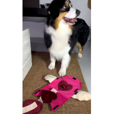 Игрушка для собак валентинка Happy Peppy (Хэппи Пеппи) с отверстиями для корма