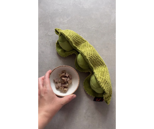 Игрушка для собак горох Happy Peppy (Хэппи Пеппи) с отверстиями для корма Игрушка для собак горох Happy Peppy (Хэппи Пеппи) с отверстиями для корма