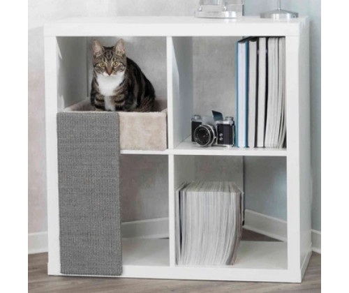 Когтеточка с лежаком для кошек Trixie (Трикси) 33х48х37 см на полку
