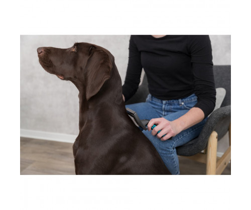 Щетка - пуходерка для собак и котов Trixie (Трикси) 12х20 см