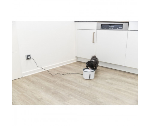 Поилка фонтан с фильтром для собак и кошек Trixie Flower (Трикси) 2 л 18.5х13х18.5 см