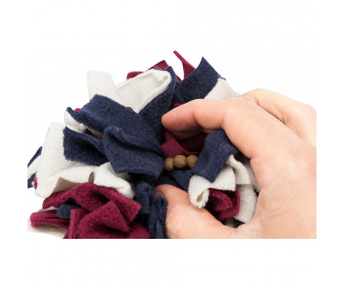 Игрушка для собак Мячик благоухающий для корма Trixie Sniffing Ball (Трикси) 15 см