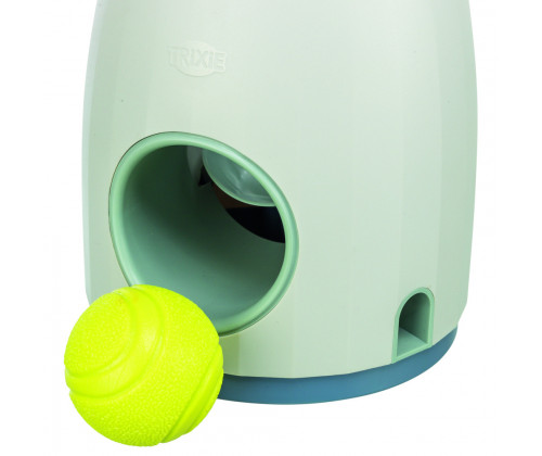 Развивающая игрушка с выдачей корма для собак Trixie Dog Activity Ball Treat (Трикси) 17х17х18 см