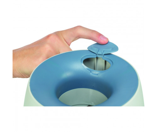 Развивающая игрушка с выдачей корма для собак Trixie Dog Activity Ball Treat (Трикси) 17х17х18 см