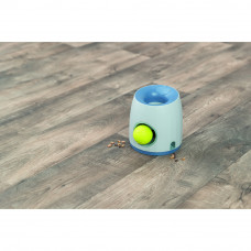 Развивающая игрушка с выдачей корма для собак Trixie Dog Activity Ball Treat (Трикси) 17х17х18 см