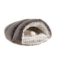 Мягкий домик для кошек Ferplast Tufli (Ферпласт Туфли)