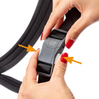 Світлопробивна шлейка для собак з магнітною застібкою Ferplast Daytona R Cros (Ферпласт Дайтона П Кросс) S - B: 47 ae 62 см 15 мм, Червоний